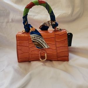 Akira scarf purse nwt